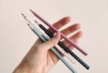 How To Spin A Pencil On Your Fingers Easy